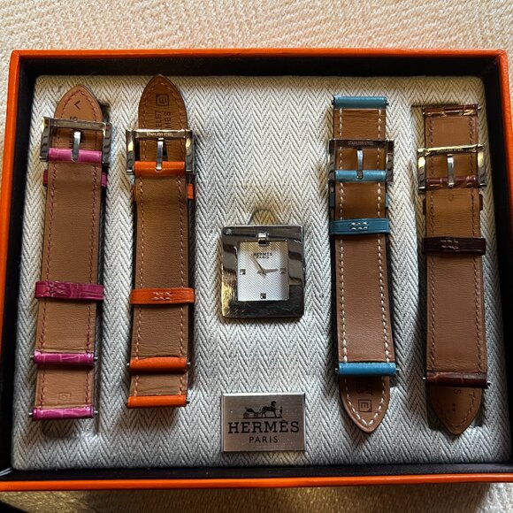HERMES Belt Watch Set with 4 Colored Bands - Picture 4 of 6